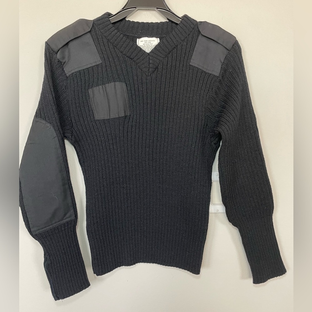 Jack Young Associates Mens Sweater 100%Wool Ribbed Tactical Elbow Patch USA 38
